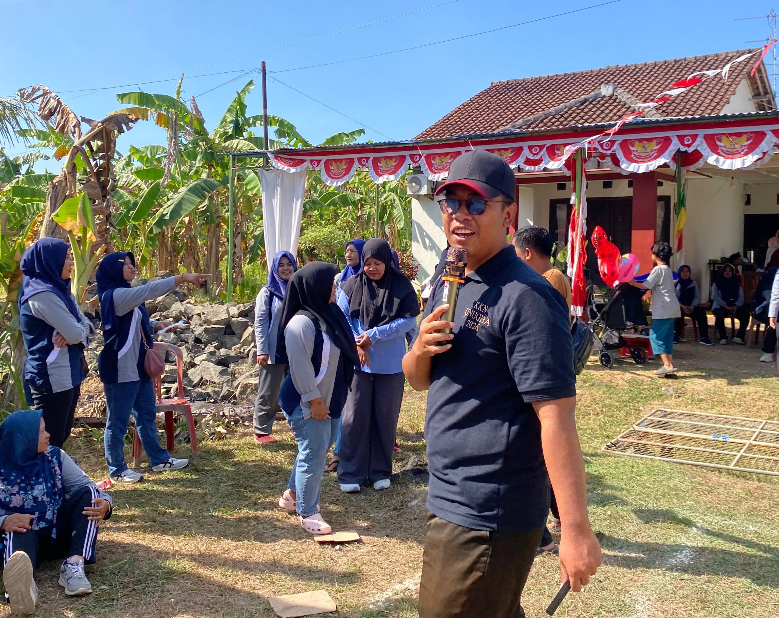 Anggota 7 Berpartisipasi Membantu Pelaksanaan Kegiatan Lomba RW 12 Desa Slarang